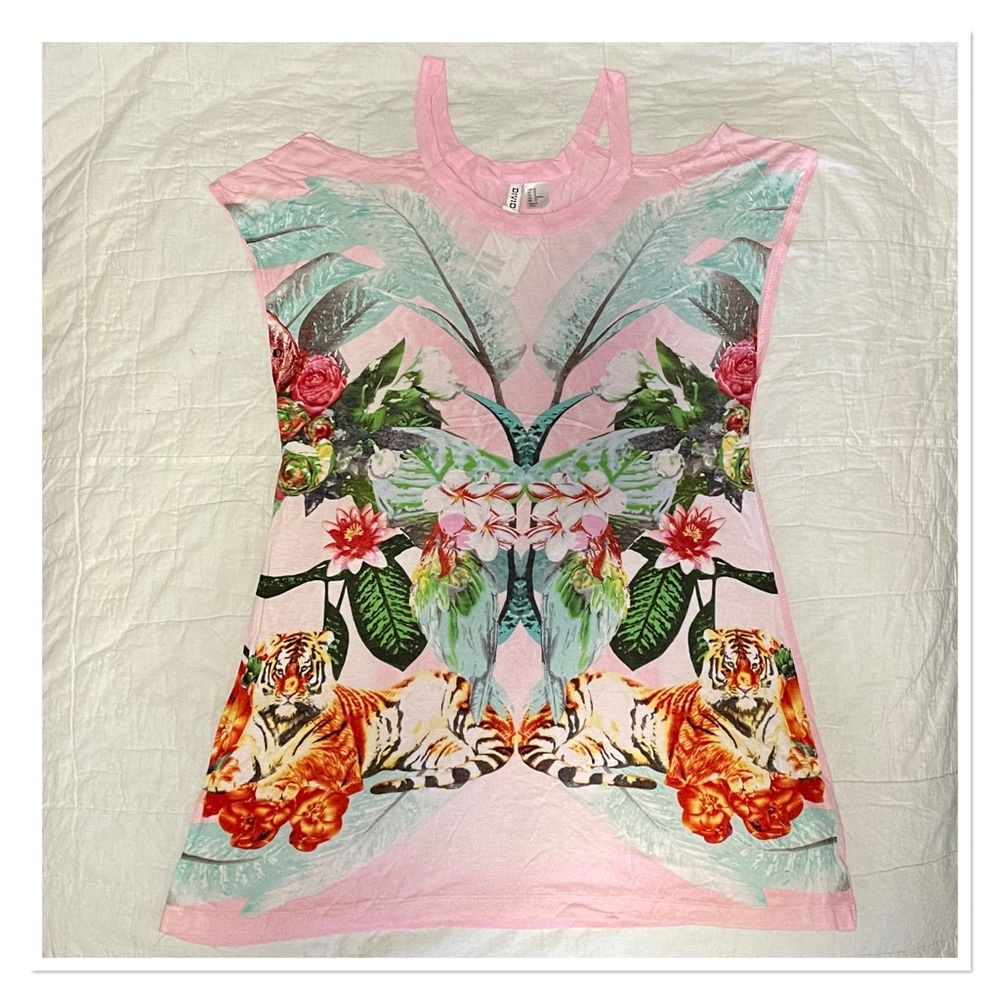 Off the shoulder pink tiger print shirt